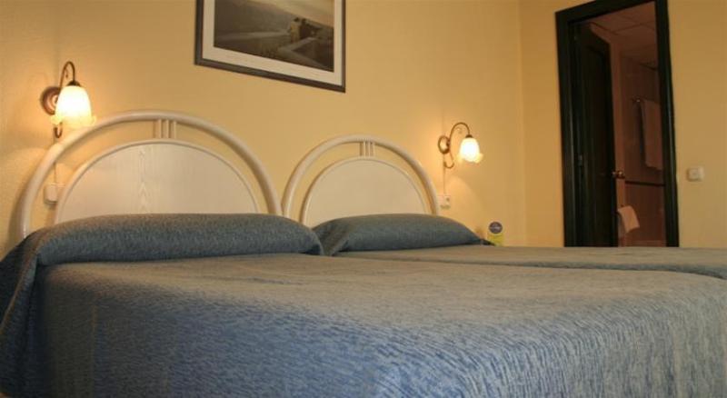 Hotel Sol Альмерия Экстерьер фото