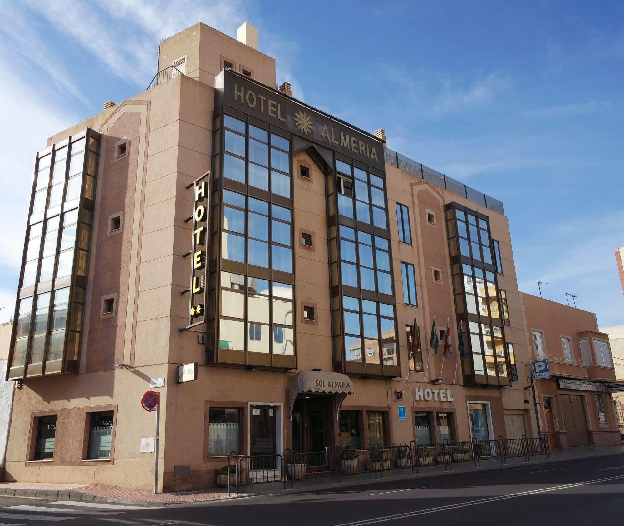 Hotel Sol Альмерия Экстерьер фото
